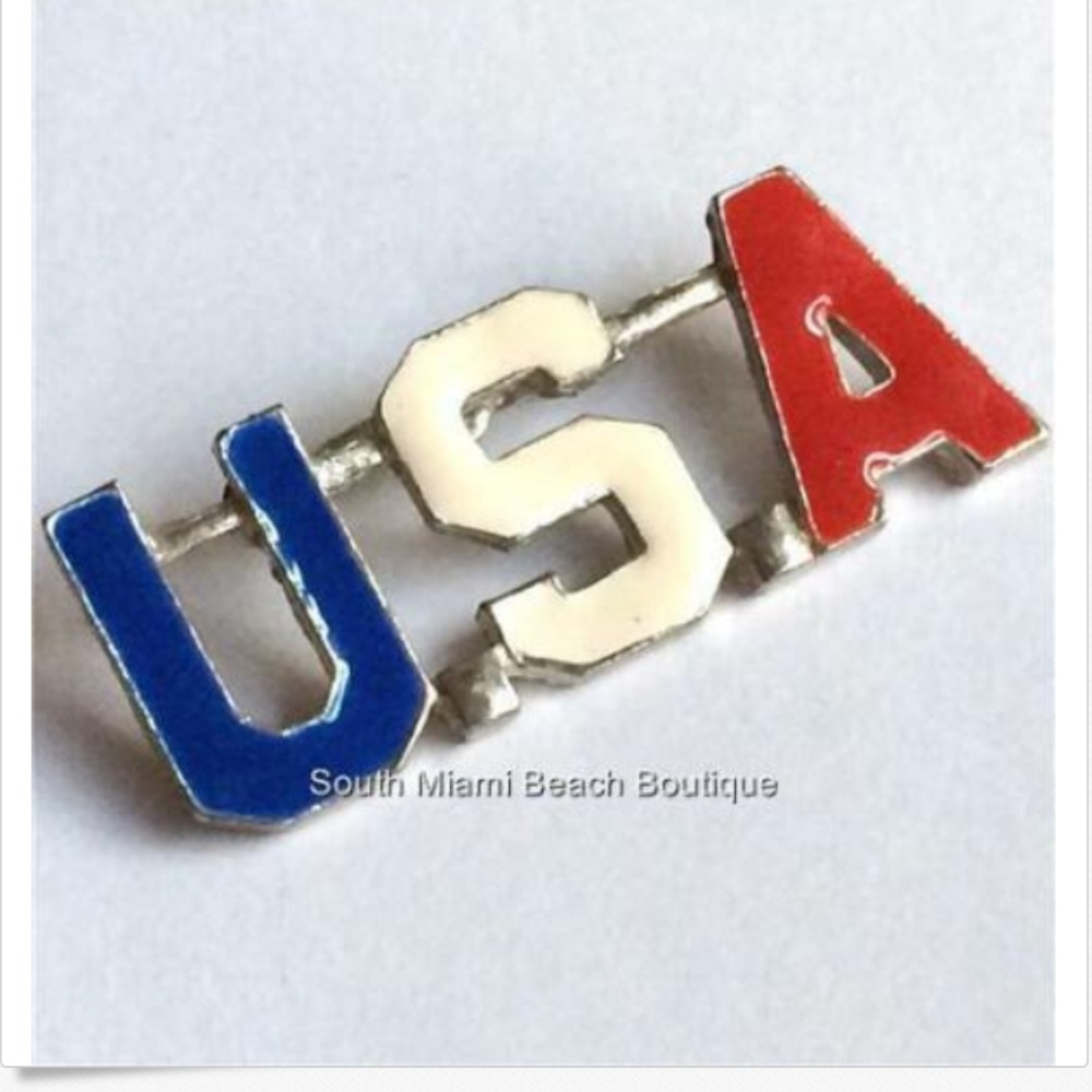 Vtg Silver Tone USA Flag Pin Brooch Red White Blue Enamel Patriotic July 4th